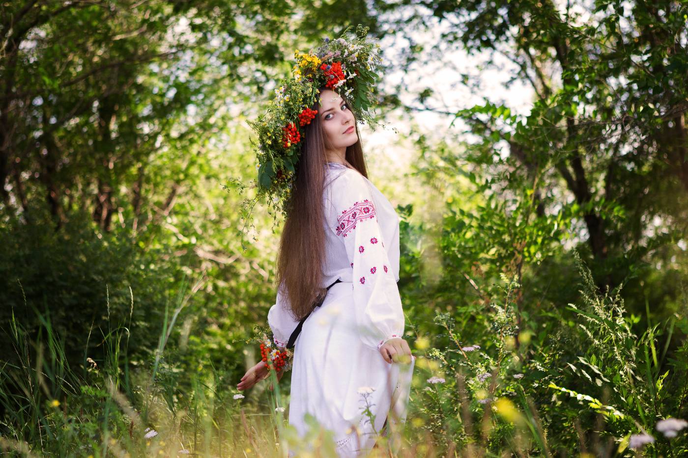 Slavic girls brings the glow — live moments in Ashgabat