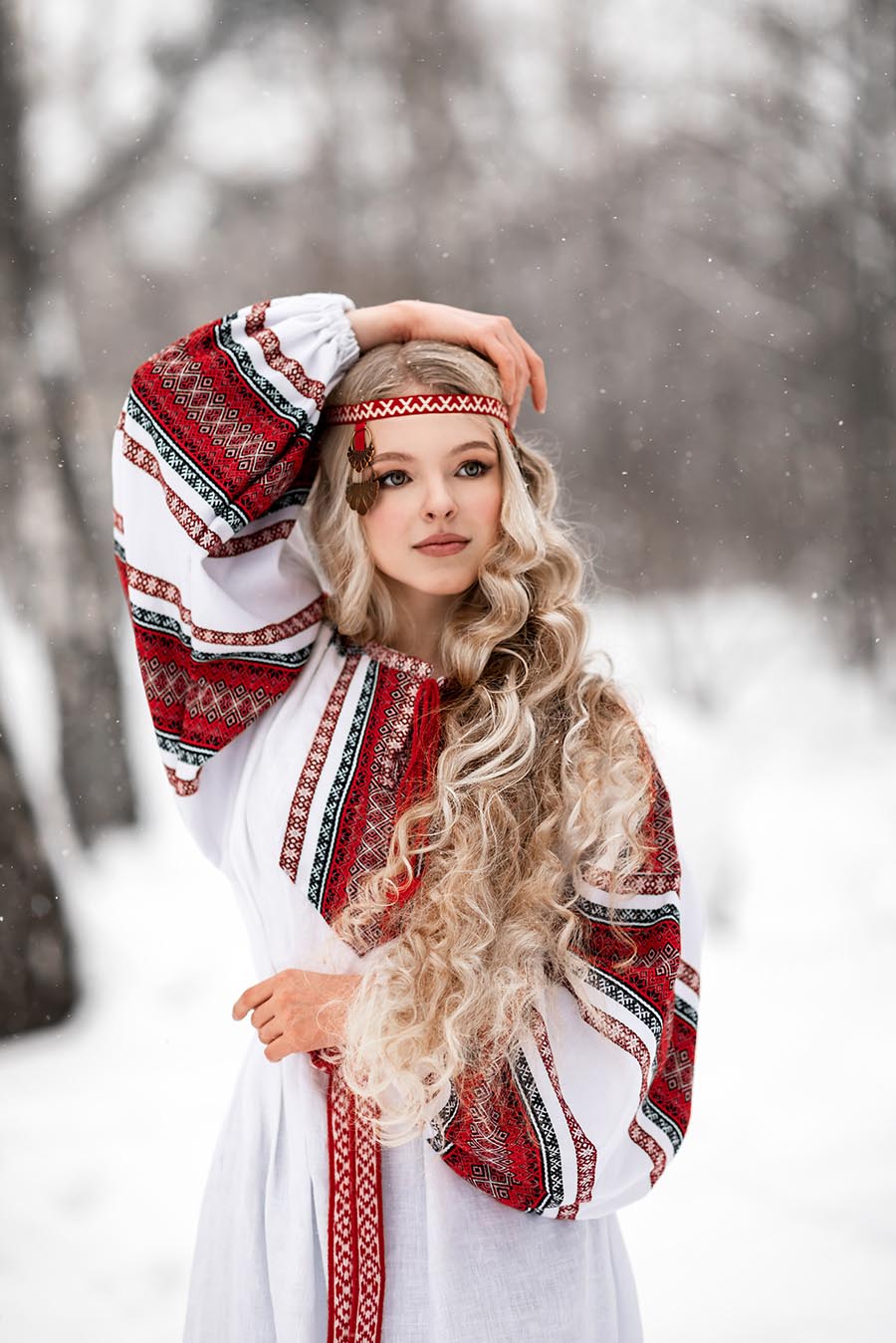 Slavic girls’s look of the day — catch her live in Ashgabat
